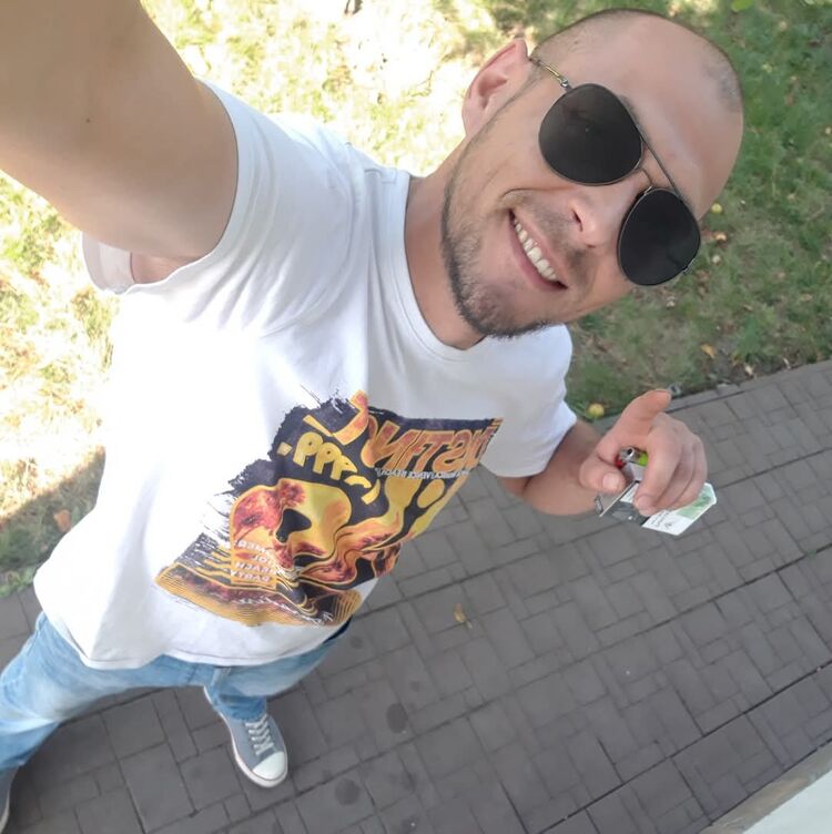  Gliwice,   Maks, 38 ,   ,   