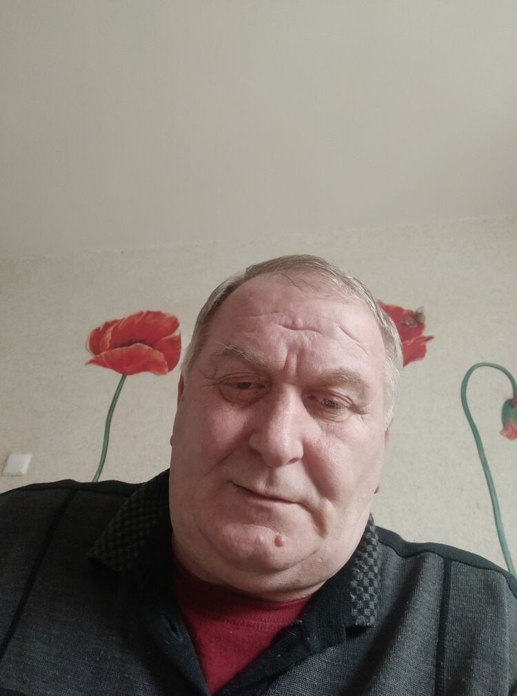  51821489  , 52 ,    