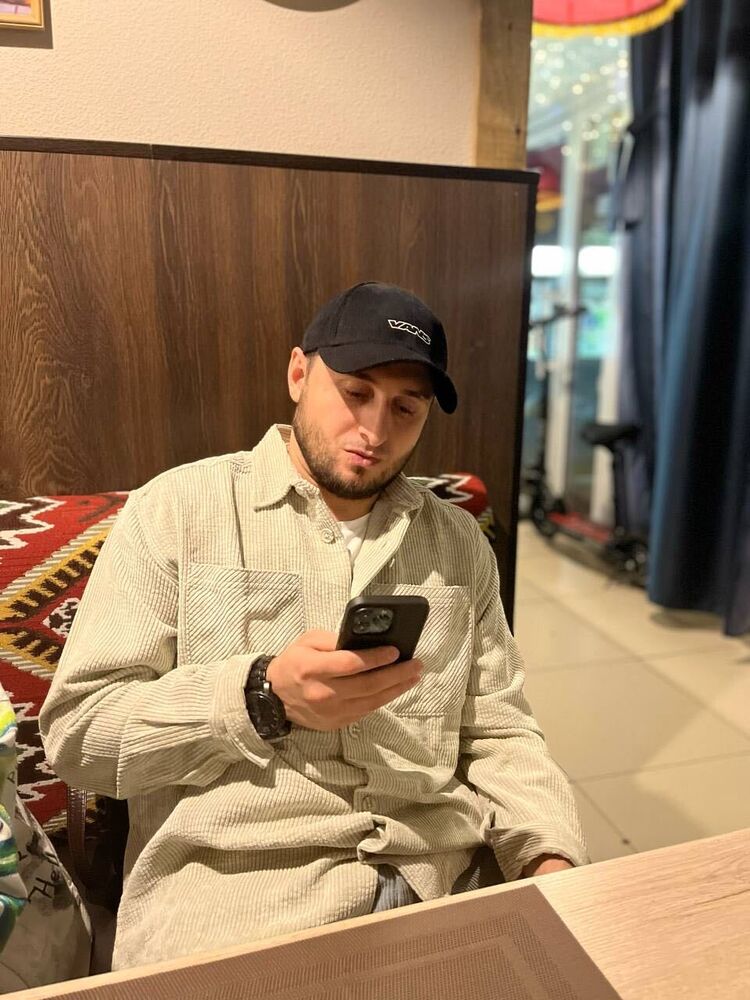  31409559  Salman, 34 ,    