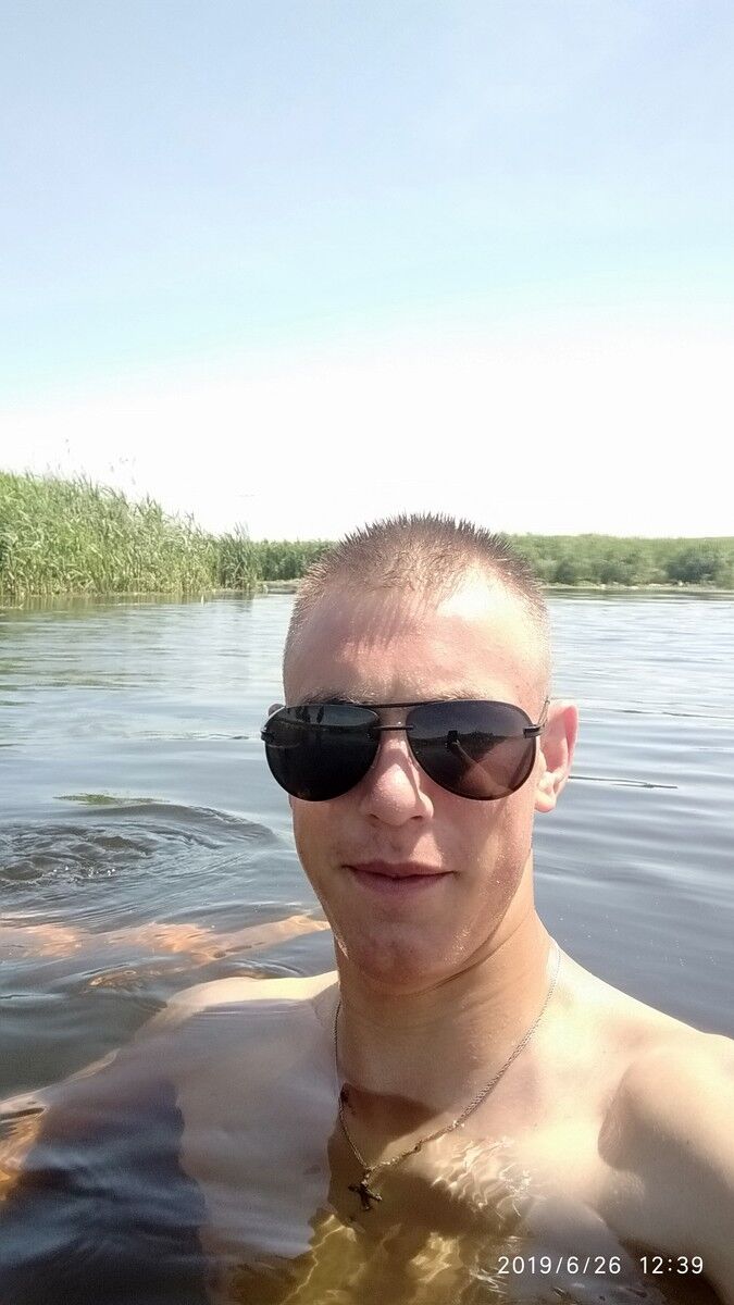  16677019  Andrit, 27 ,    