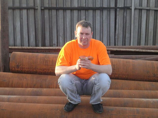  27347389  Rinat, 50 ,    