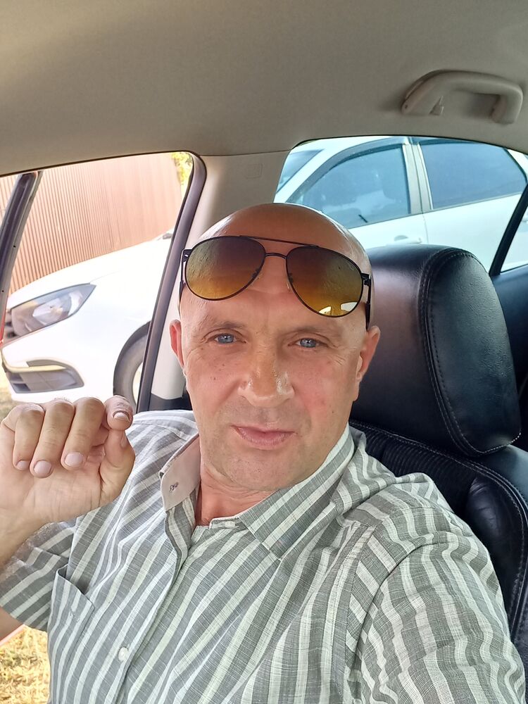  52070999  , 46 ,    --