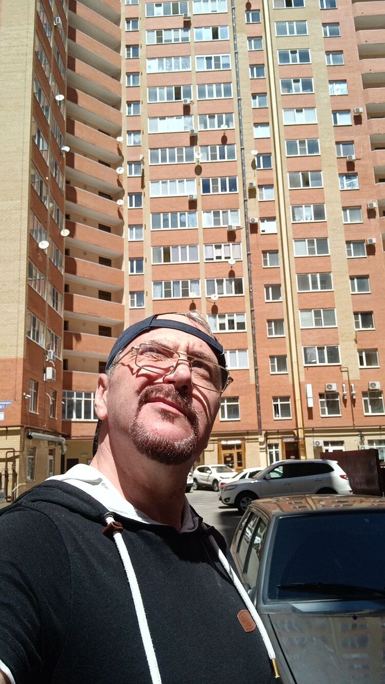  44549029  , 51 ,    