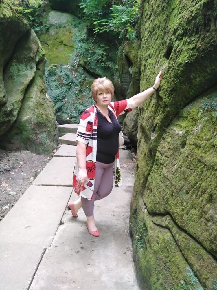  45033449  Olga, 55 ,    