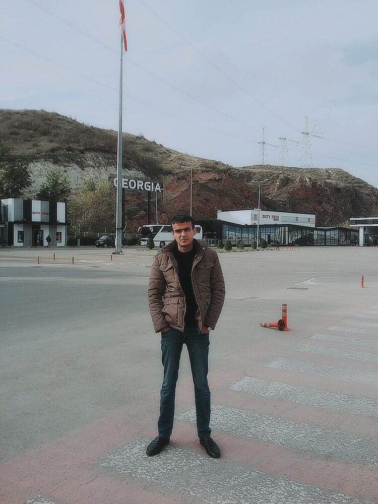  6922789  Teymur, 30 ,    