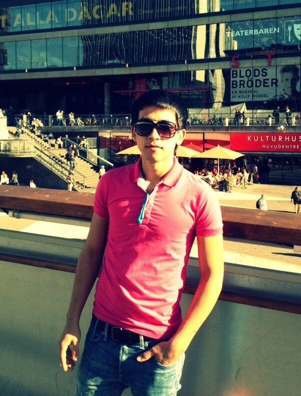  9498259  David, 33 ,    Farsta