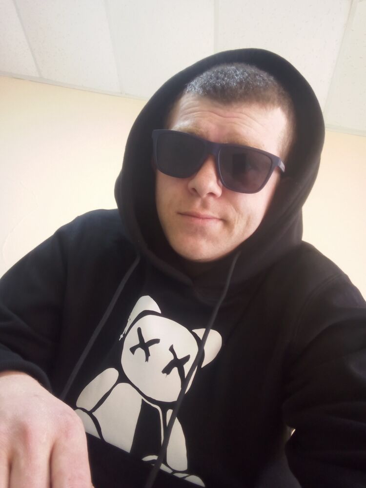  ,   Yakovkev, 31 ,   ,   , c , 