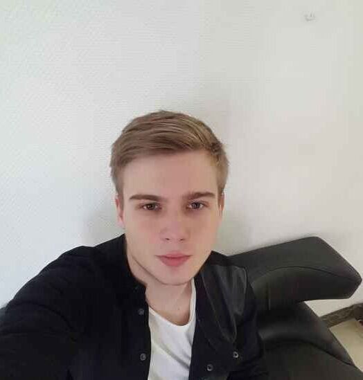  43905729  , 27 ,    Gora Kalwaria