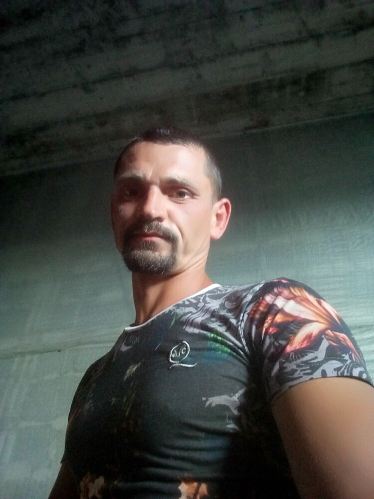  20102809  ALEX, 40 ,    