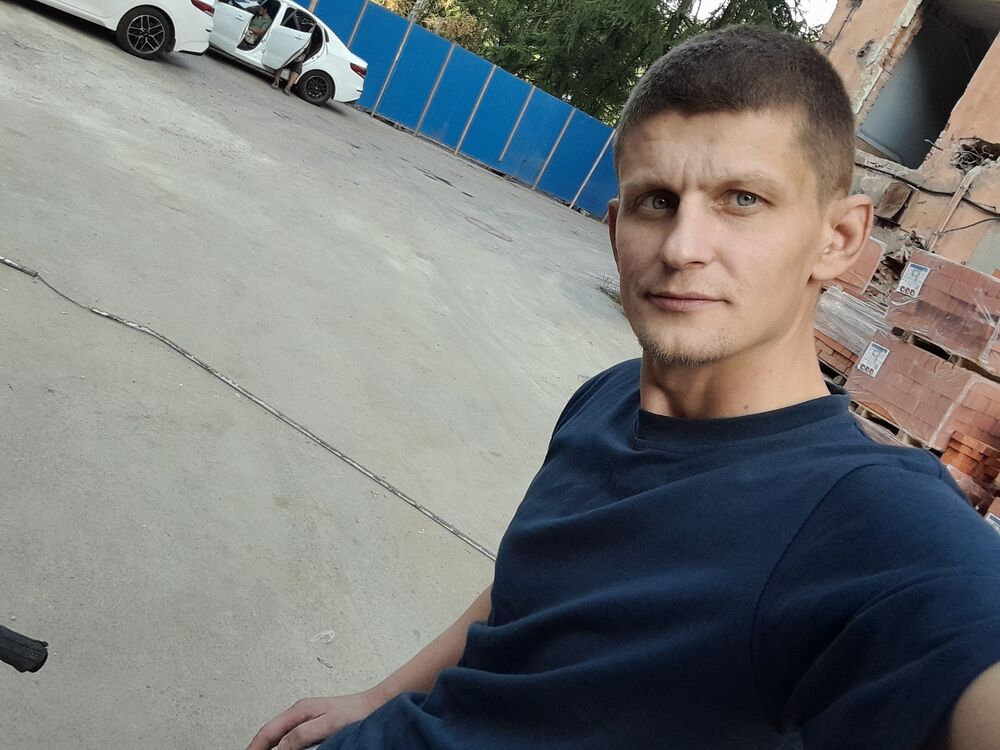  30186639  , 37 ,    -