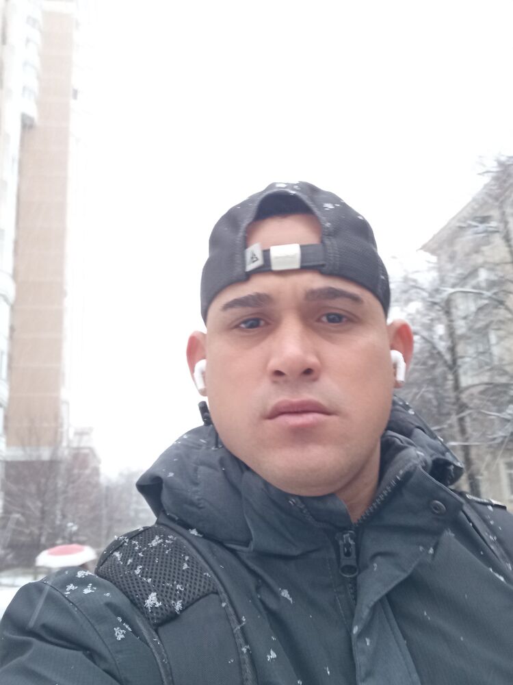  54532609  Wilder, 26 ,    