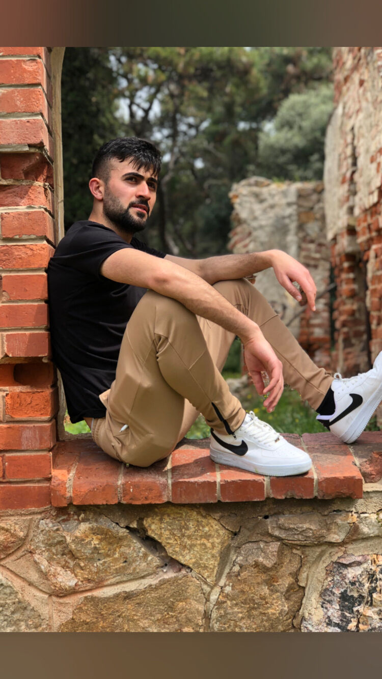  ,   Ahmet, 27 ,   ,   