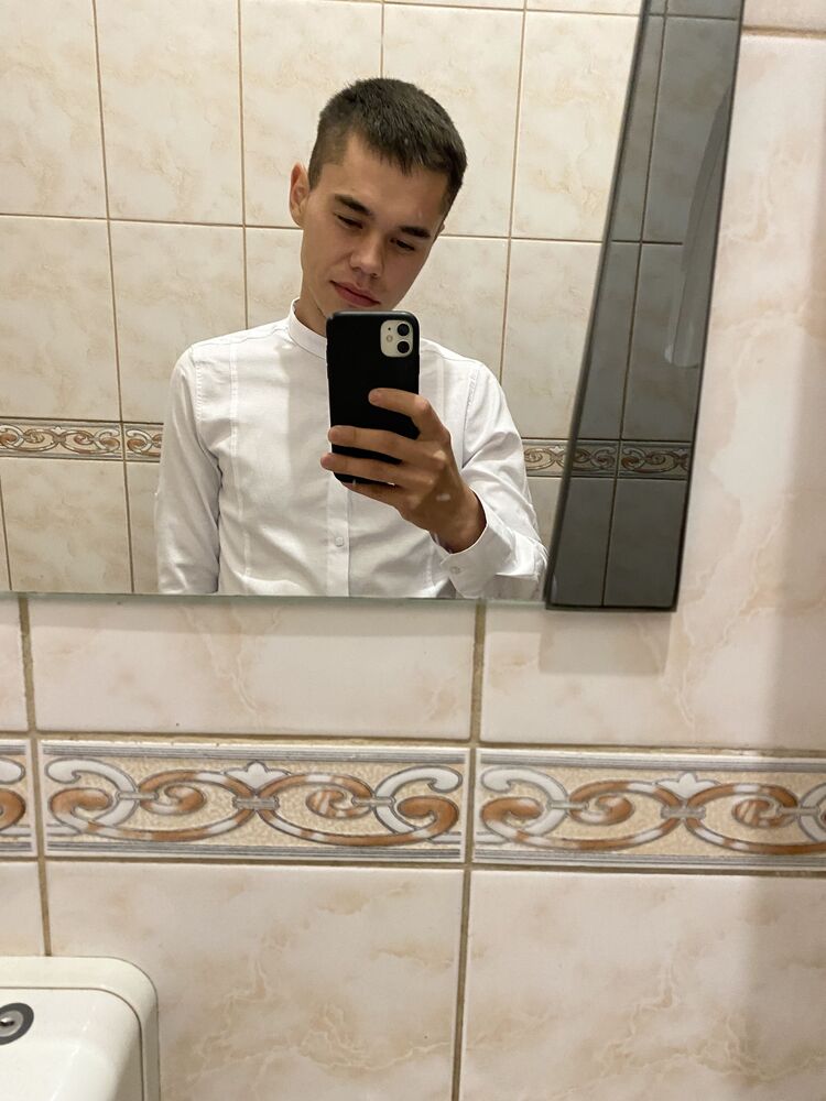  38023309  , 28 ,    