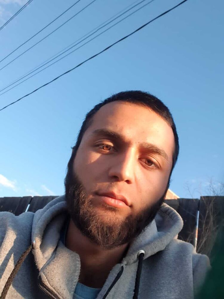  49420479  , 22 ,    