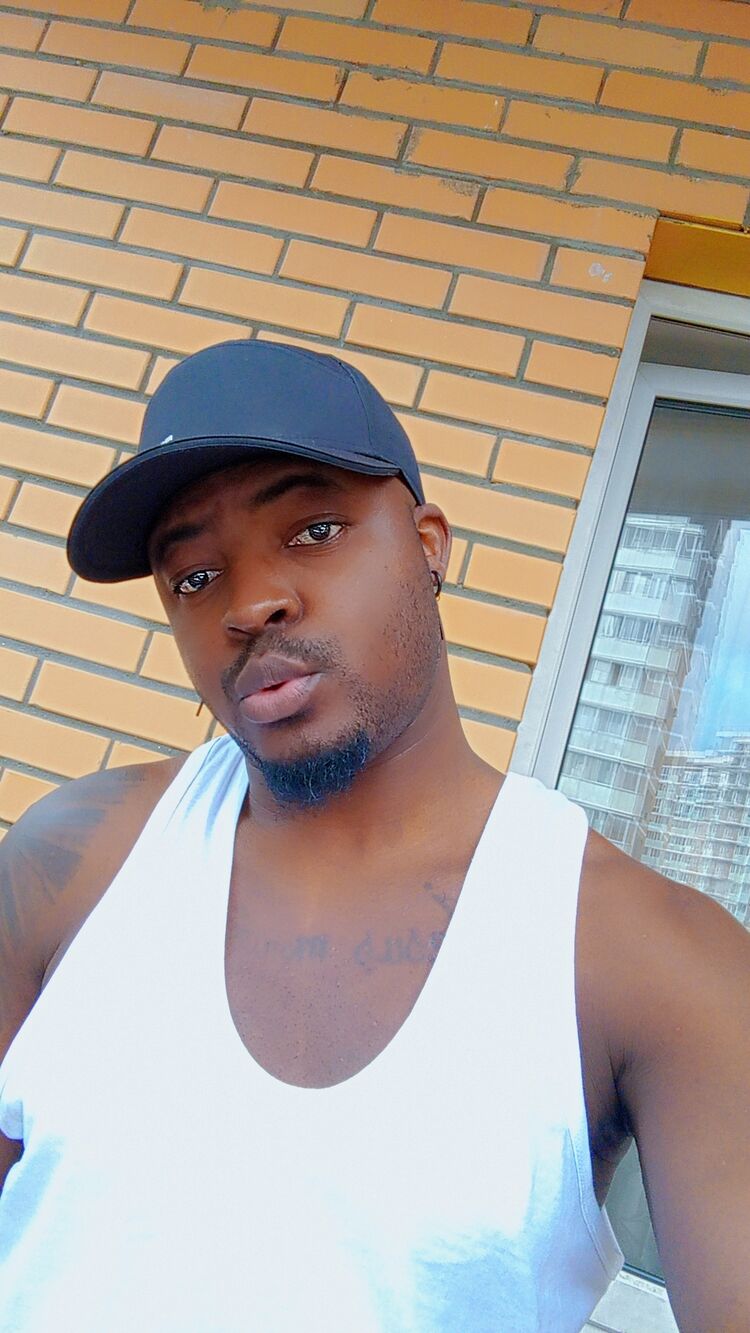  54823679  Dannick eba, 40 ,    