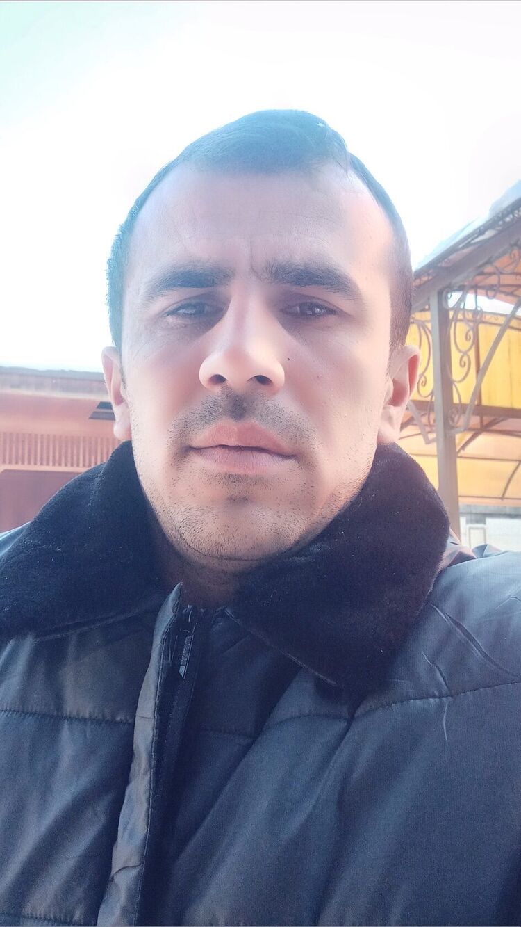  ,   Zuxriddin, 31 ,   ,   