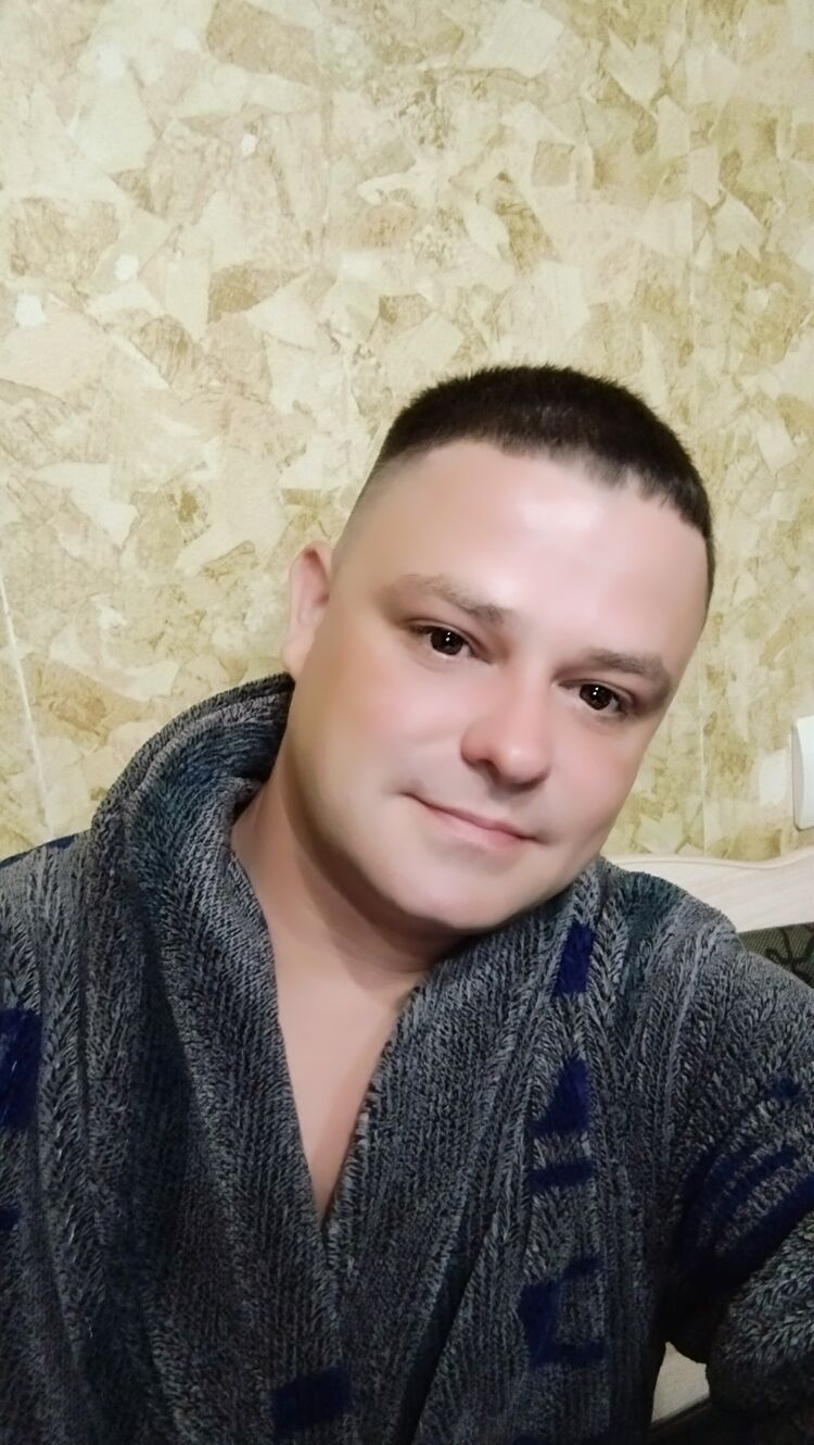 44529489  , 37 ,    