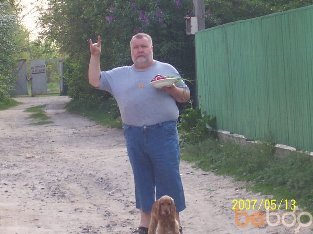  1042749  Viktor, 65 ,    