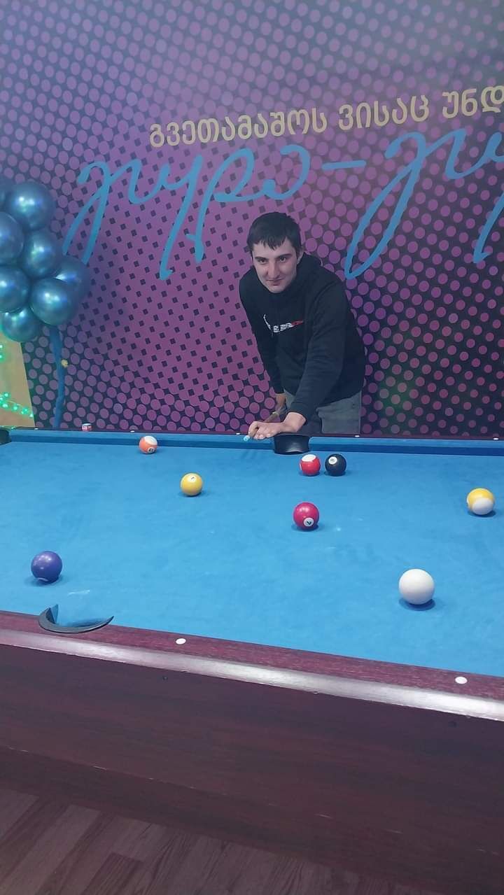  ,   Goglika, 30 ,   ,   