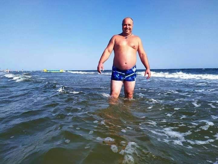  44179829  Vitali, 39 ,    