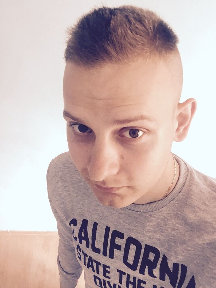  ,   Taras, 32 ,   ,   , c 