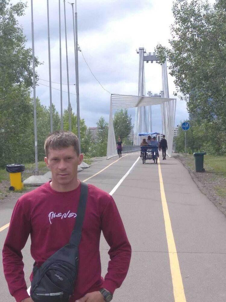  ,   Sergei, 37 ,  