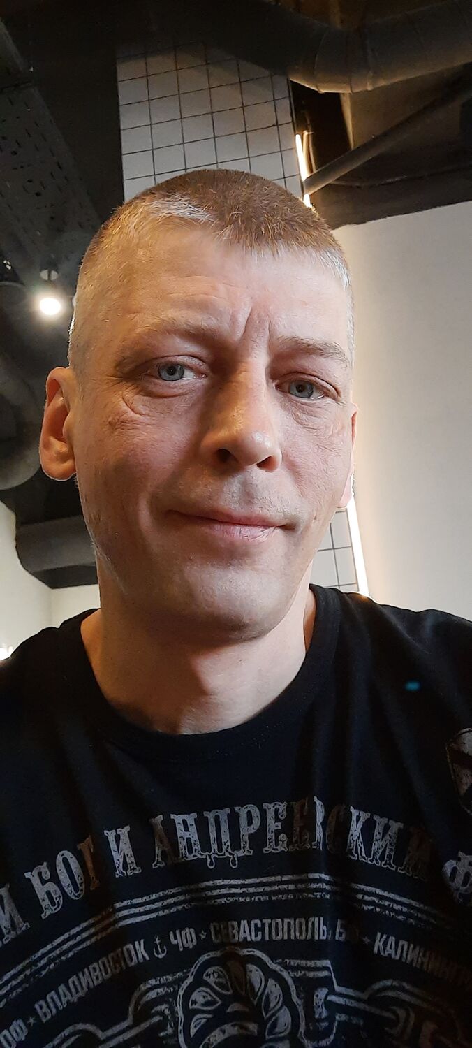 ,   George, 43 ,   