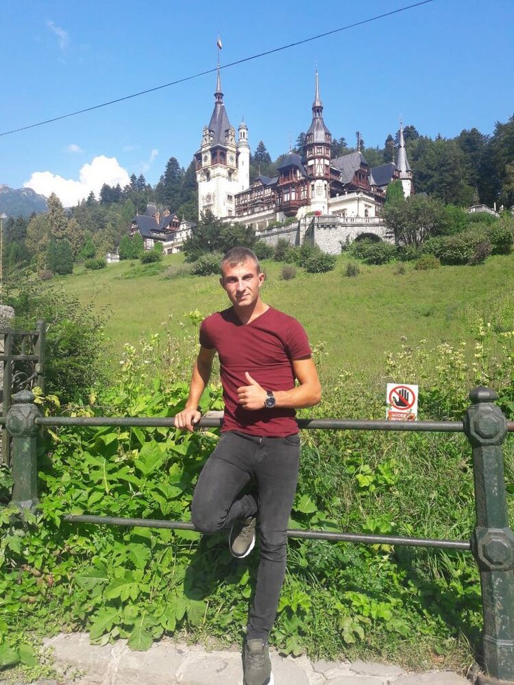  13503249  Radu, 29 ,    