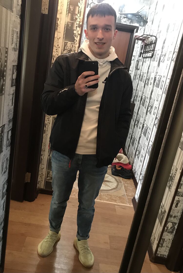  22749639  , 29 ,    