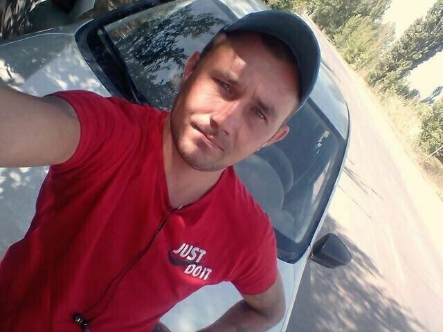  46958389  , 39 ,    