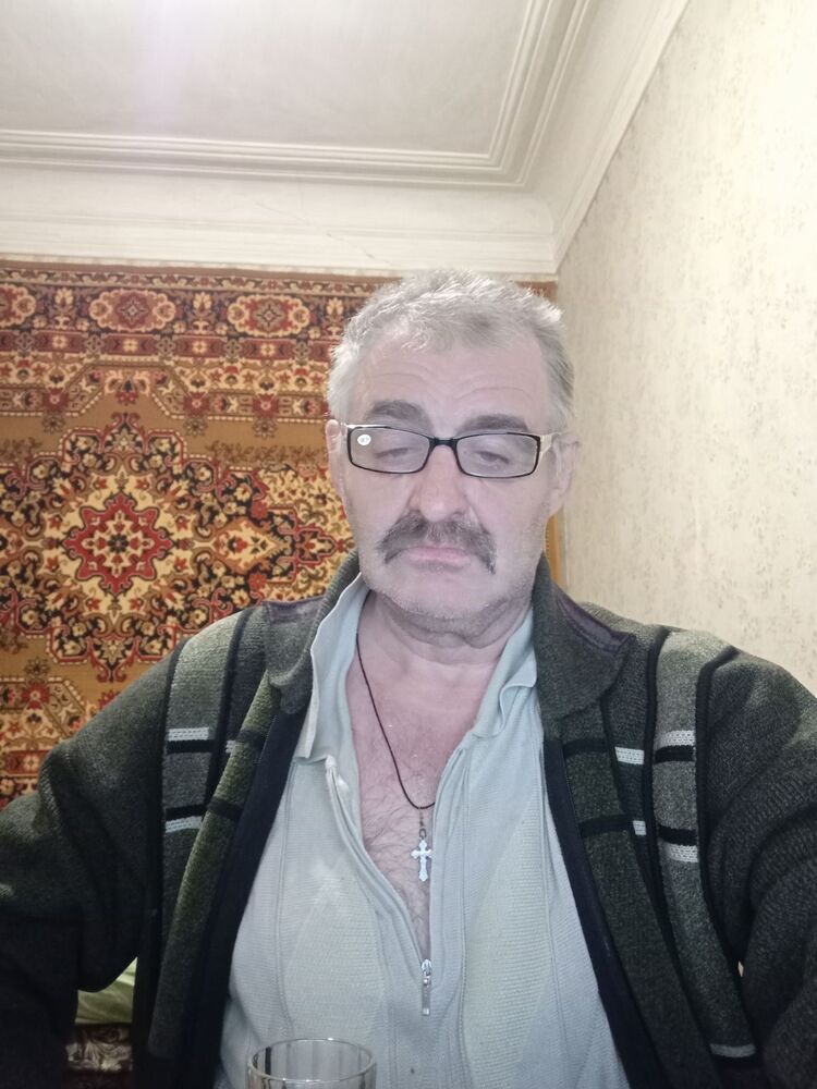  42333259  , 62 ,    