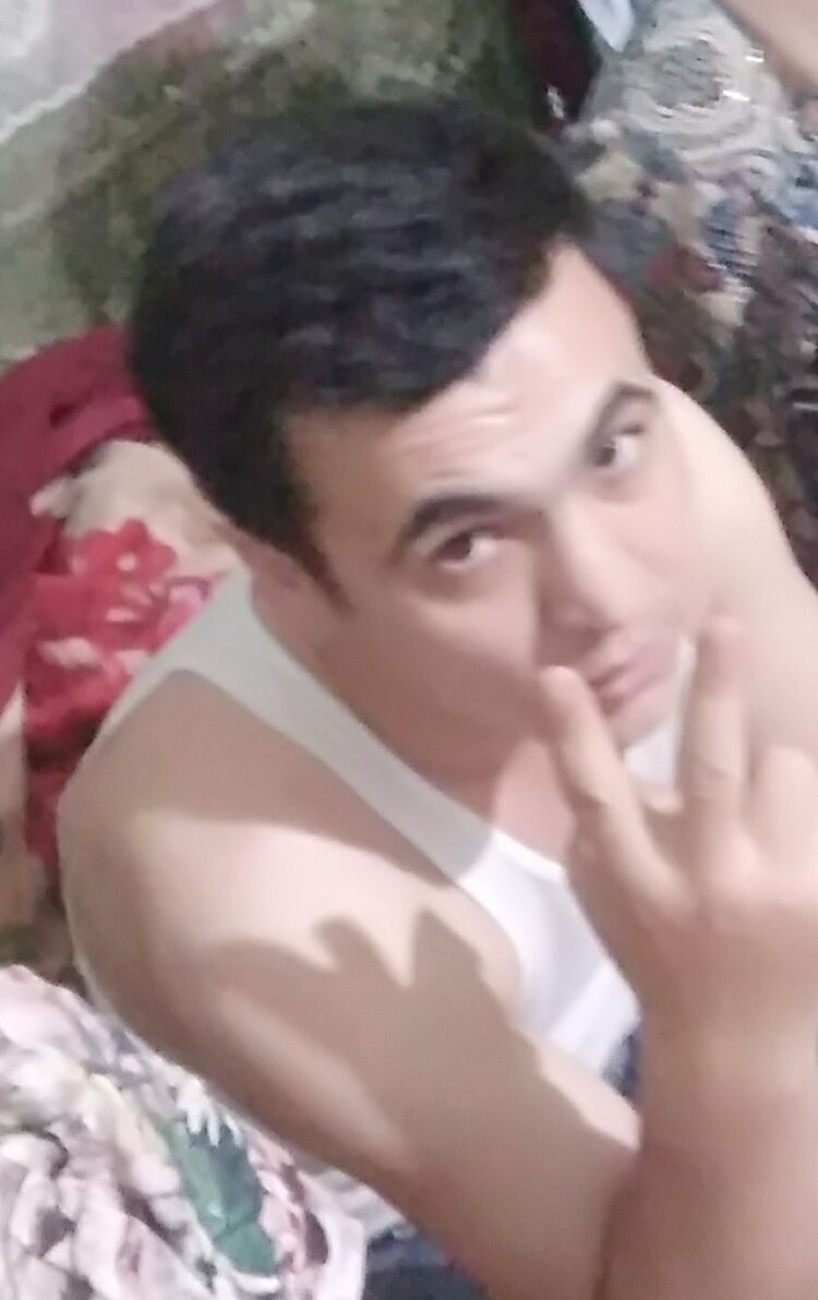  17247759  Uz bek, 33 ,    