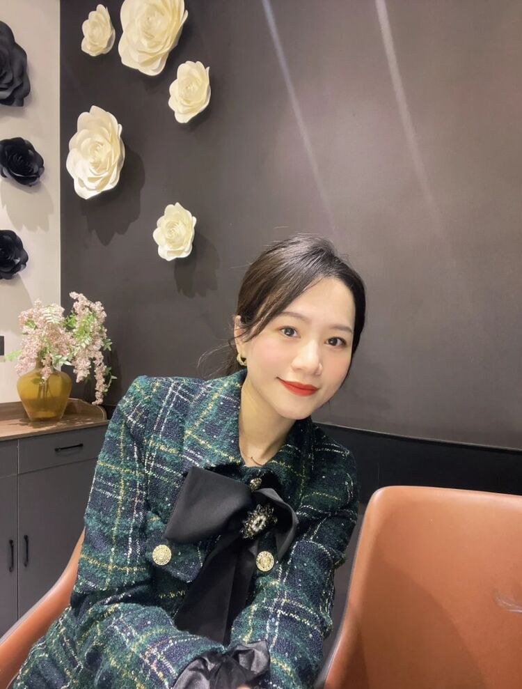  48256289  Xiaoyue, 38 ,    