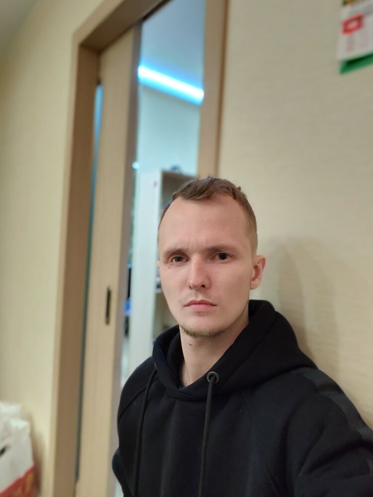  36795409  Denis, 25 ,    