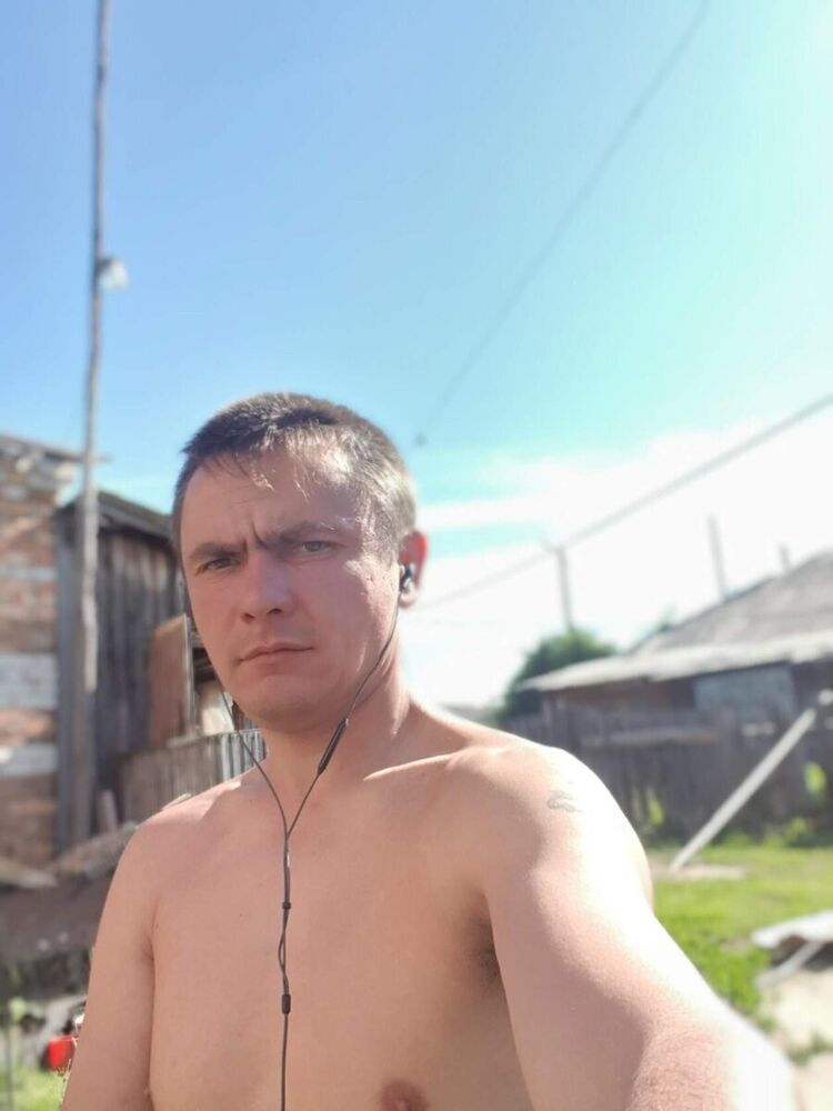  22182299  , 39 ,    