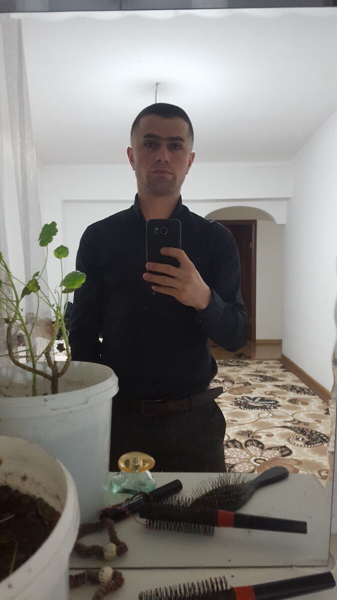  18608319  , 32 ,    