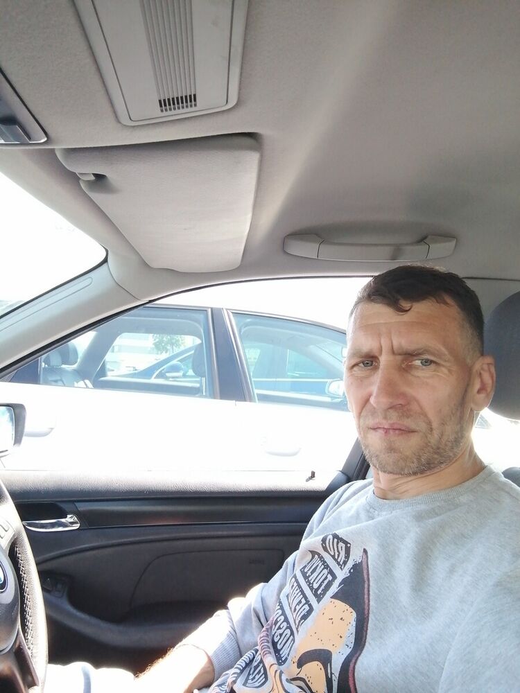  20996299  George, 38 ,    