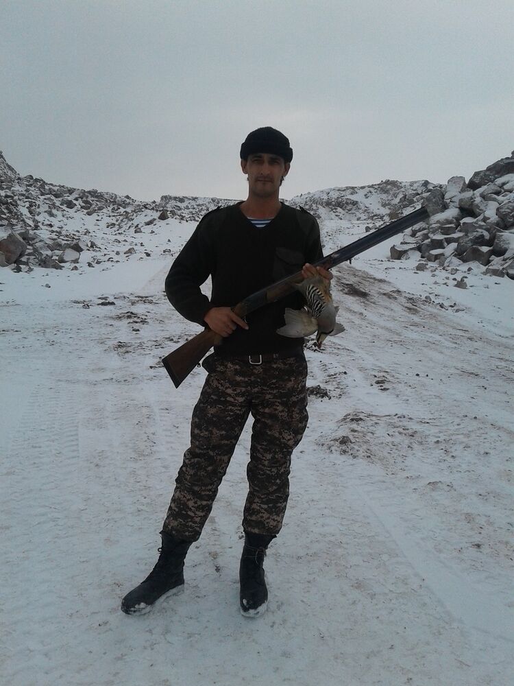  8805579  Evgenii, 50 ,    