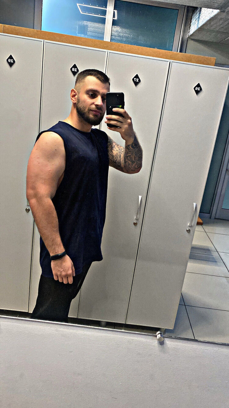  45468749  , 31 ,    