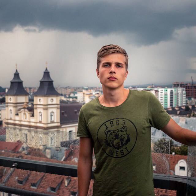  ,   , 25 ,   ,   