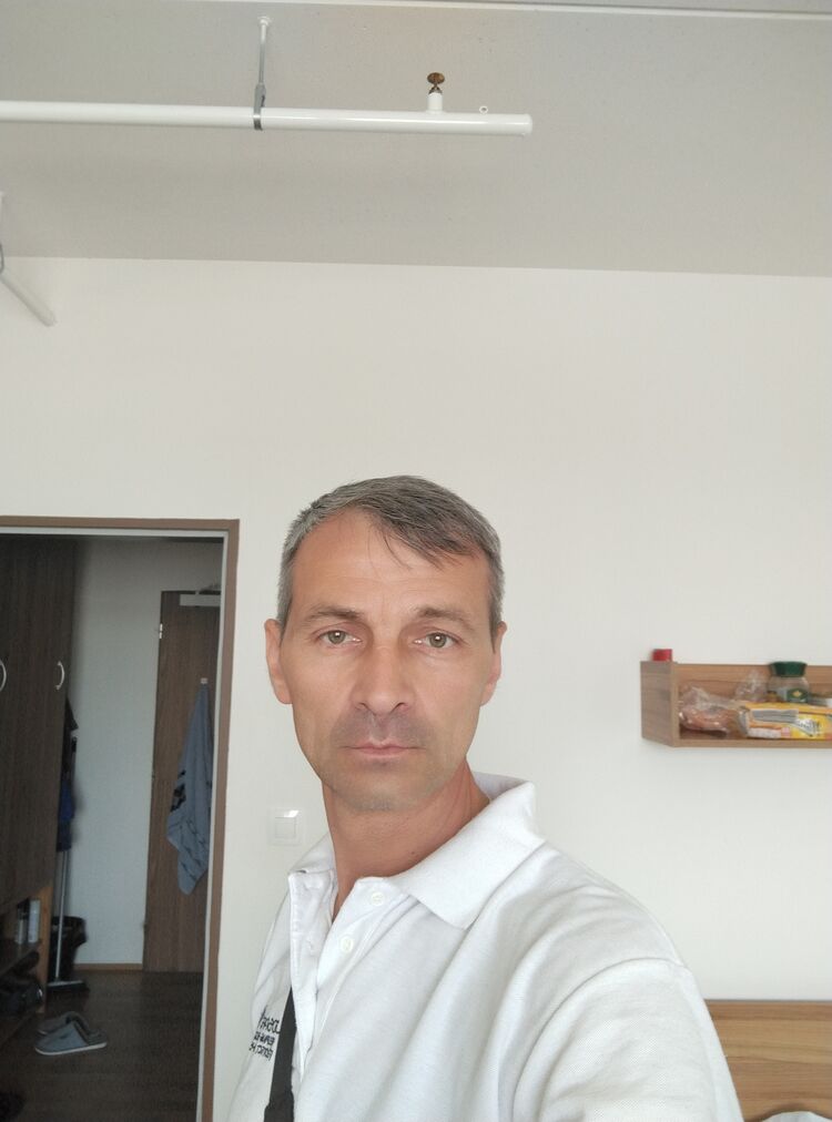  45335669  , 47 ,    
