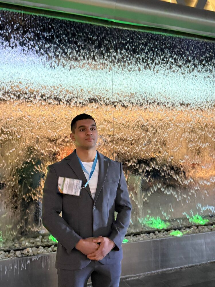  53792649  Dektoronto, 20 ,    