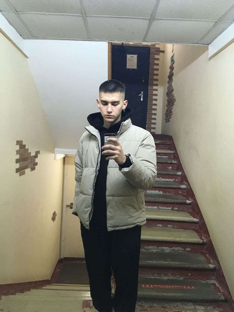  31484379  , 22 ,    