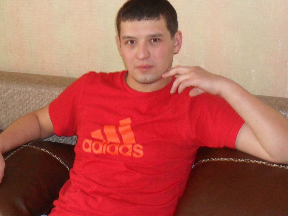  ,   GoGa, 34 ,   