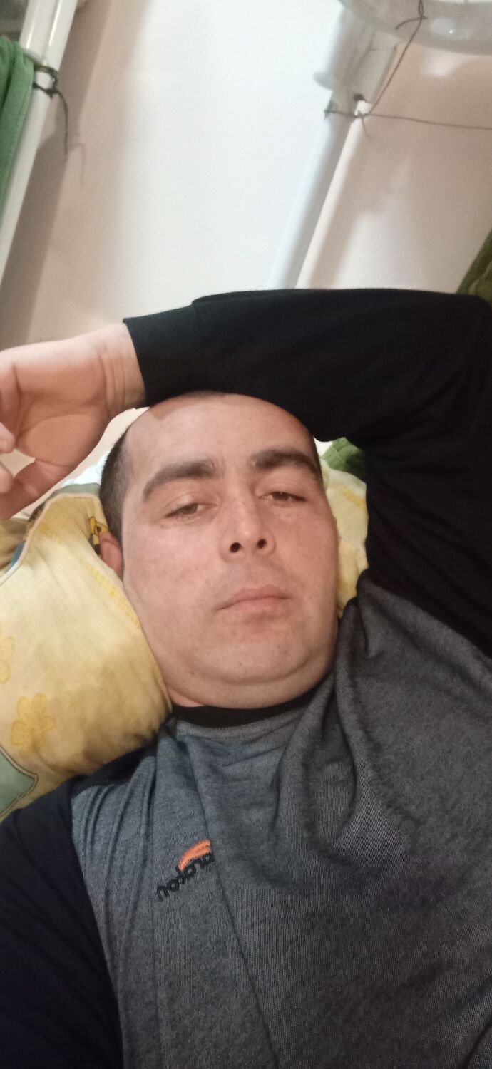  31262289  Mustafo, 49 ,     