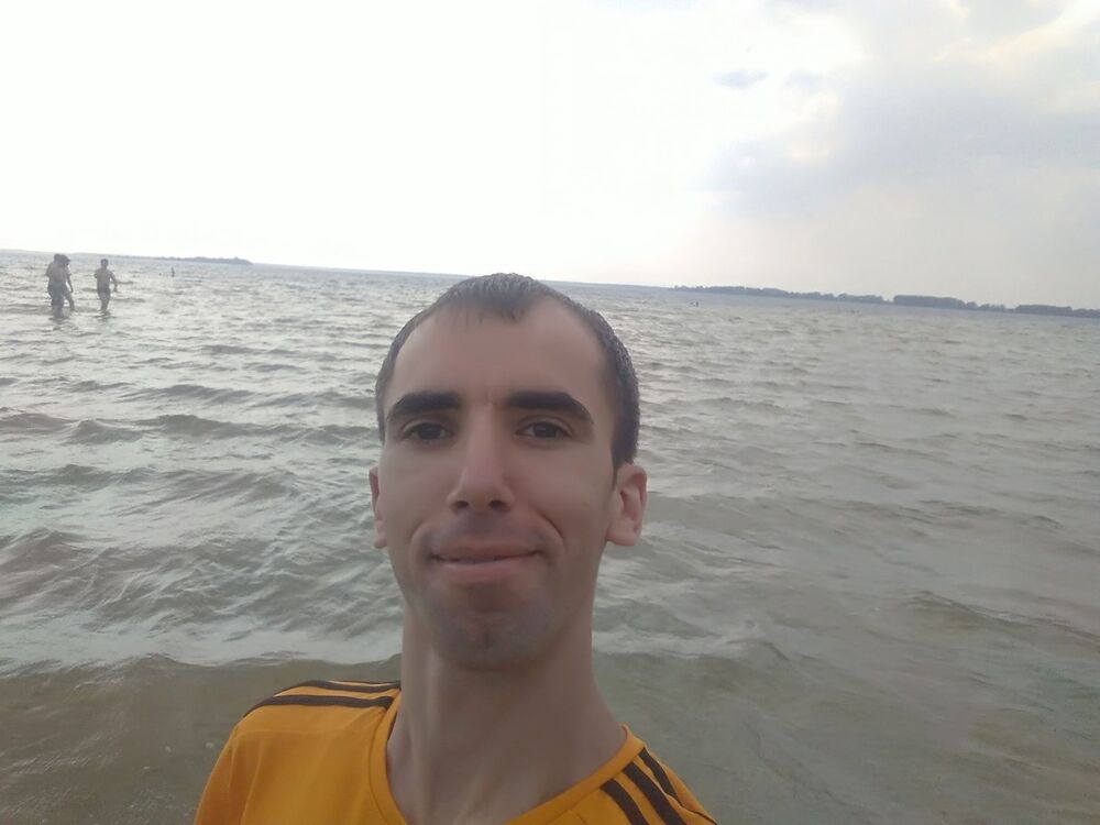  ,   Sergio, 36 ,   ,   , c 