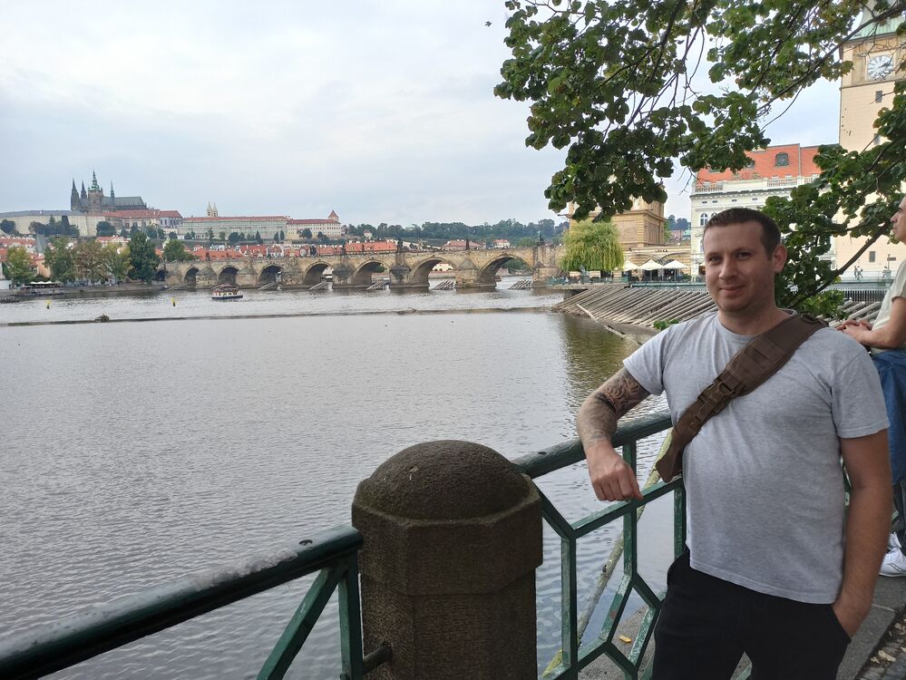  Praha,   Artem, 36 ,   ,   