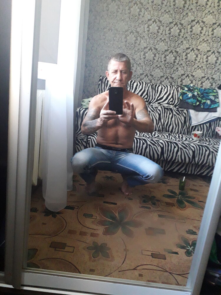  24525799  , 50 ,    