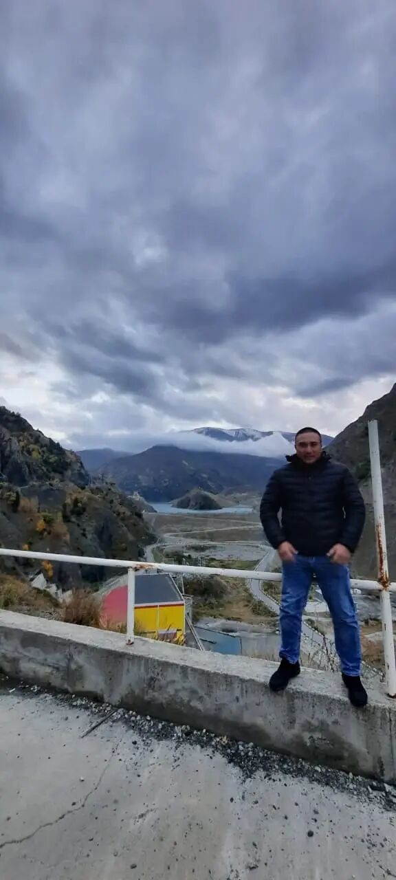  ,   Ruslan, 40 ,   ,   , c , 