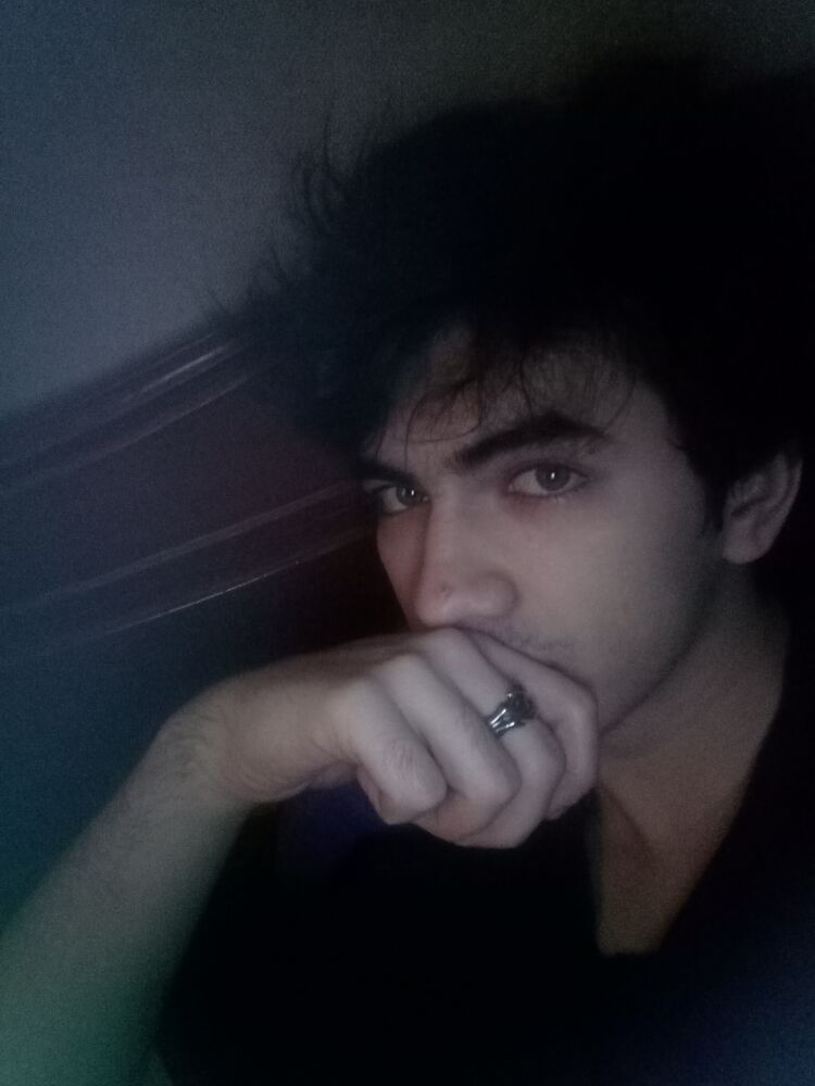  ,   Zack, 19 ,   ,   